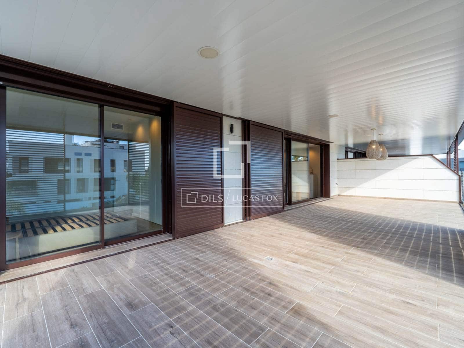 3 sypialnia Apartament na sprzedaż w Miasto Tarragona z basenem garażem - 945 000 € (Ref: 9523306)