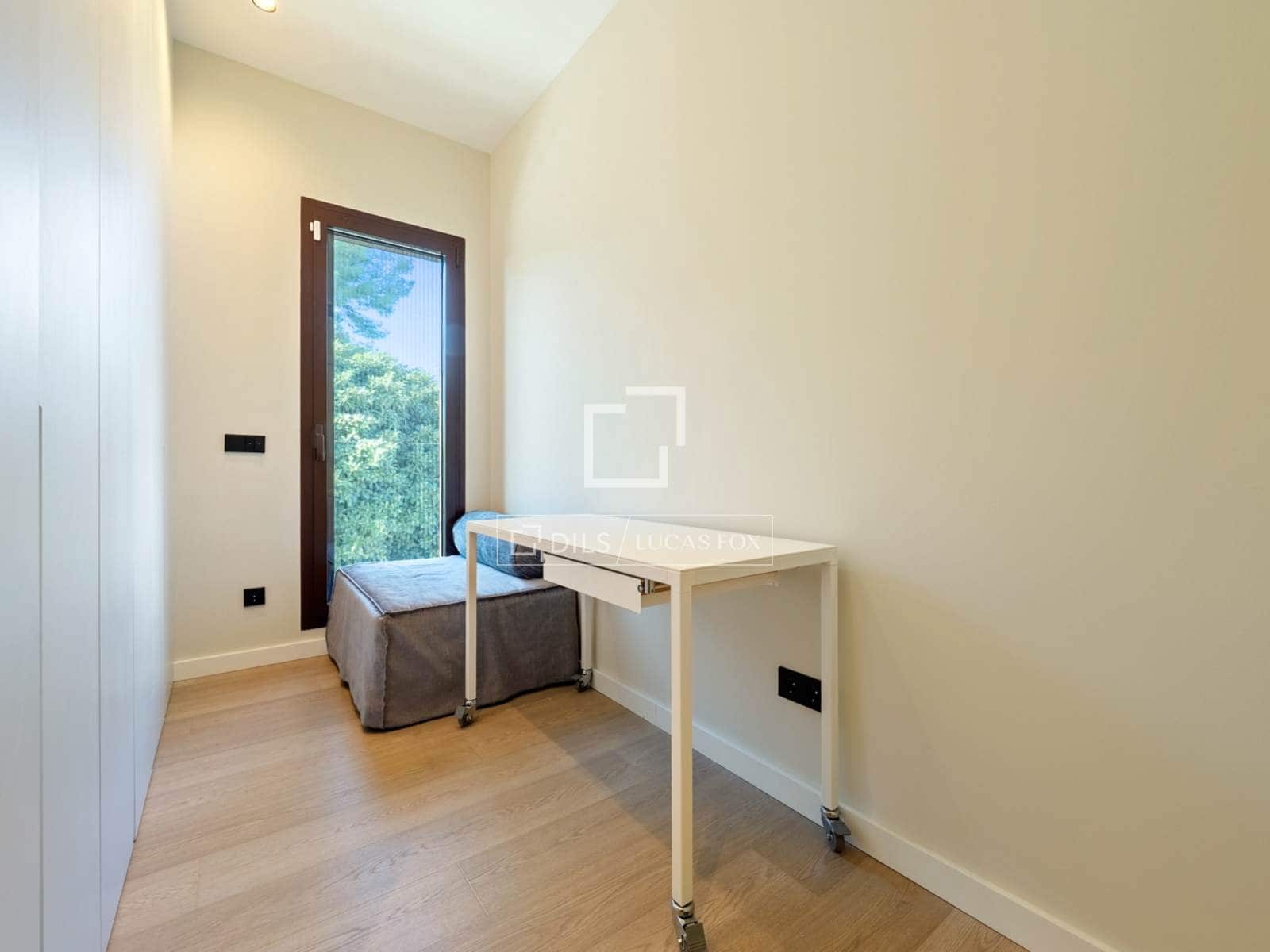 3 sypialnia Apartament na sprzedaż w Miasto Tarragona z basenem garażem - 945 000 € (Ref: 9523306)