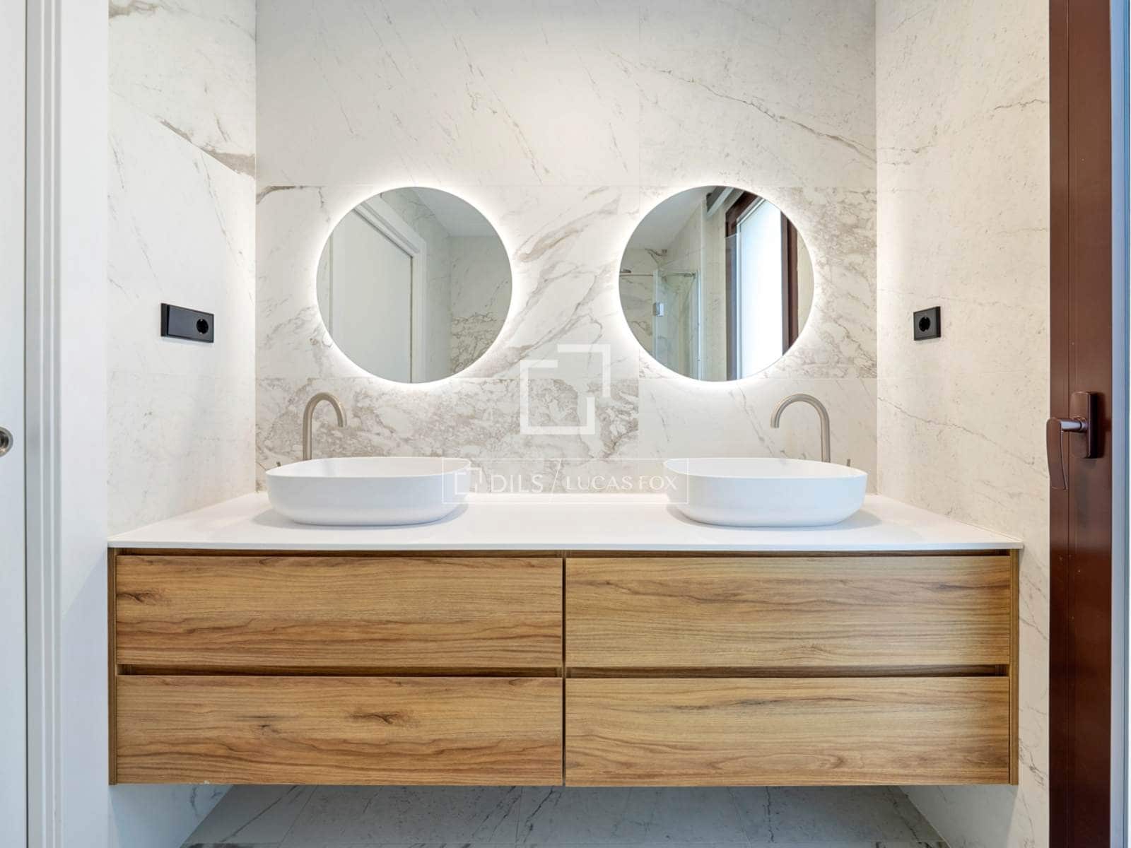 3 sypialnia Apartament na sprzedaż w Miasto Tarragona z basenem garażem - 945 000 € (Ref: 9523306)