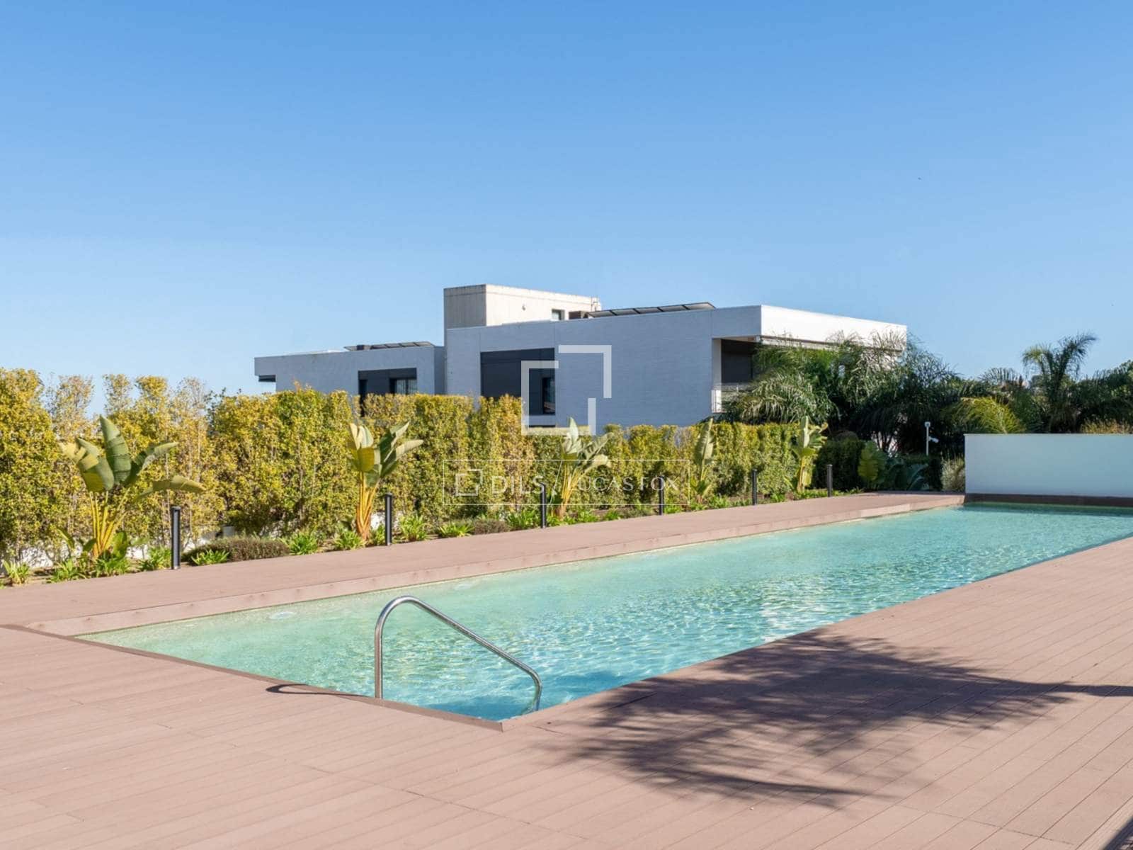 3 sypialnia Apartament na sprzedaż w Miasto Tarragona z basenem garażem - 945 000 € (Ref: 9523306)