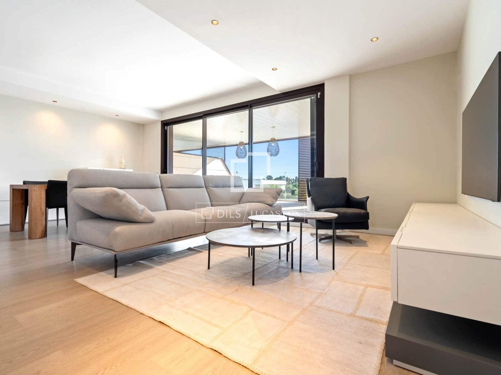 3 sypialnia Apartament na sprzedaż w Miasto Tarragona z basenem garażem - 945 000 € (Ref: 9523306)