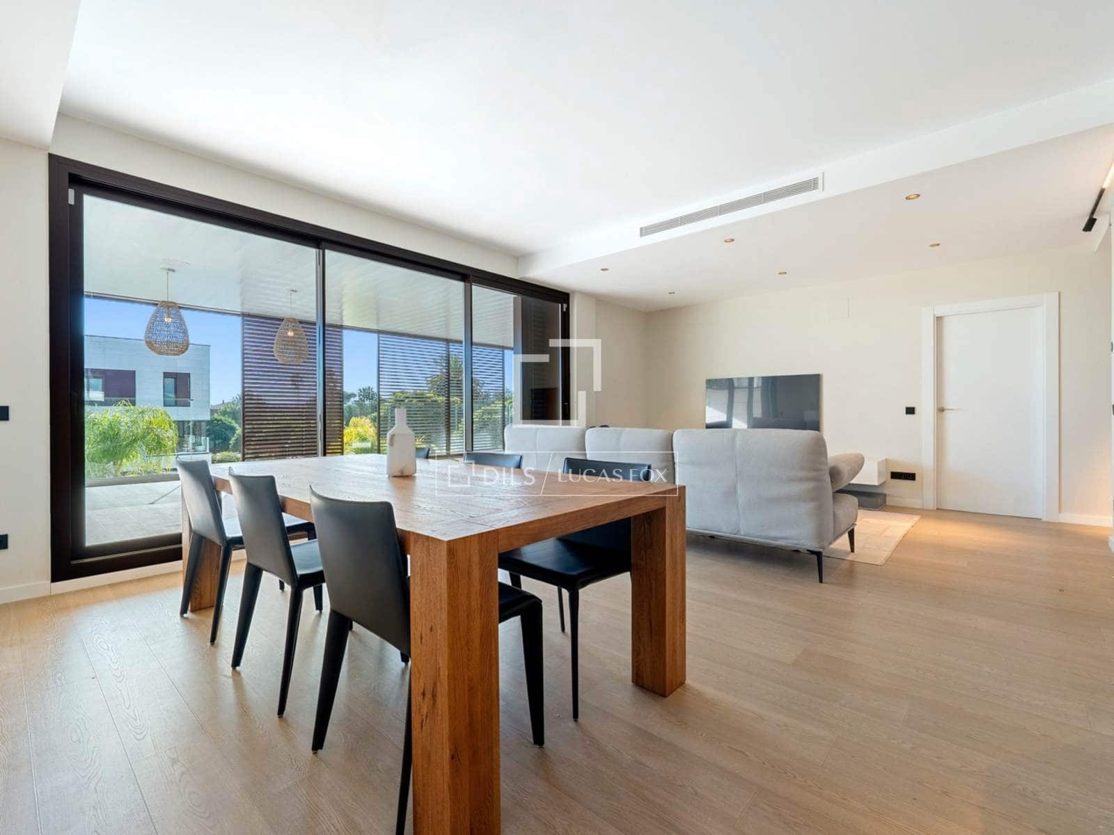 3 sypialnia Apartament na sprzedaż w Miasto Tarragona z basenem garażem - 945 000 € (Ref: 9523306)