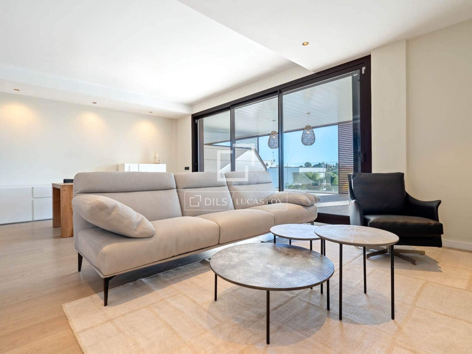 3 sypialnia Apartament na sprzedaż w Miasto Tarragona z basenem garażem - 945 000 € (Ref: 9523306)