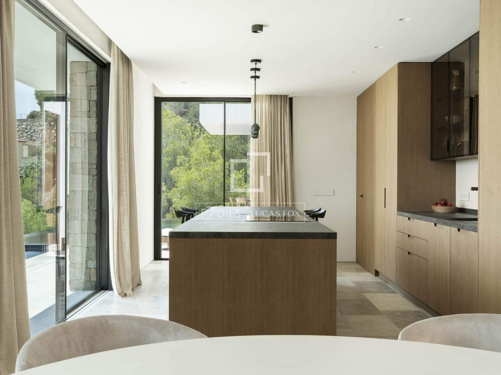 5 bedroom Villa for sale in Javea / Xabia with pool garage - € 3,550,000 (Ref: 9523576)