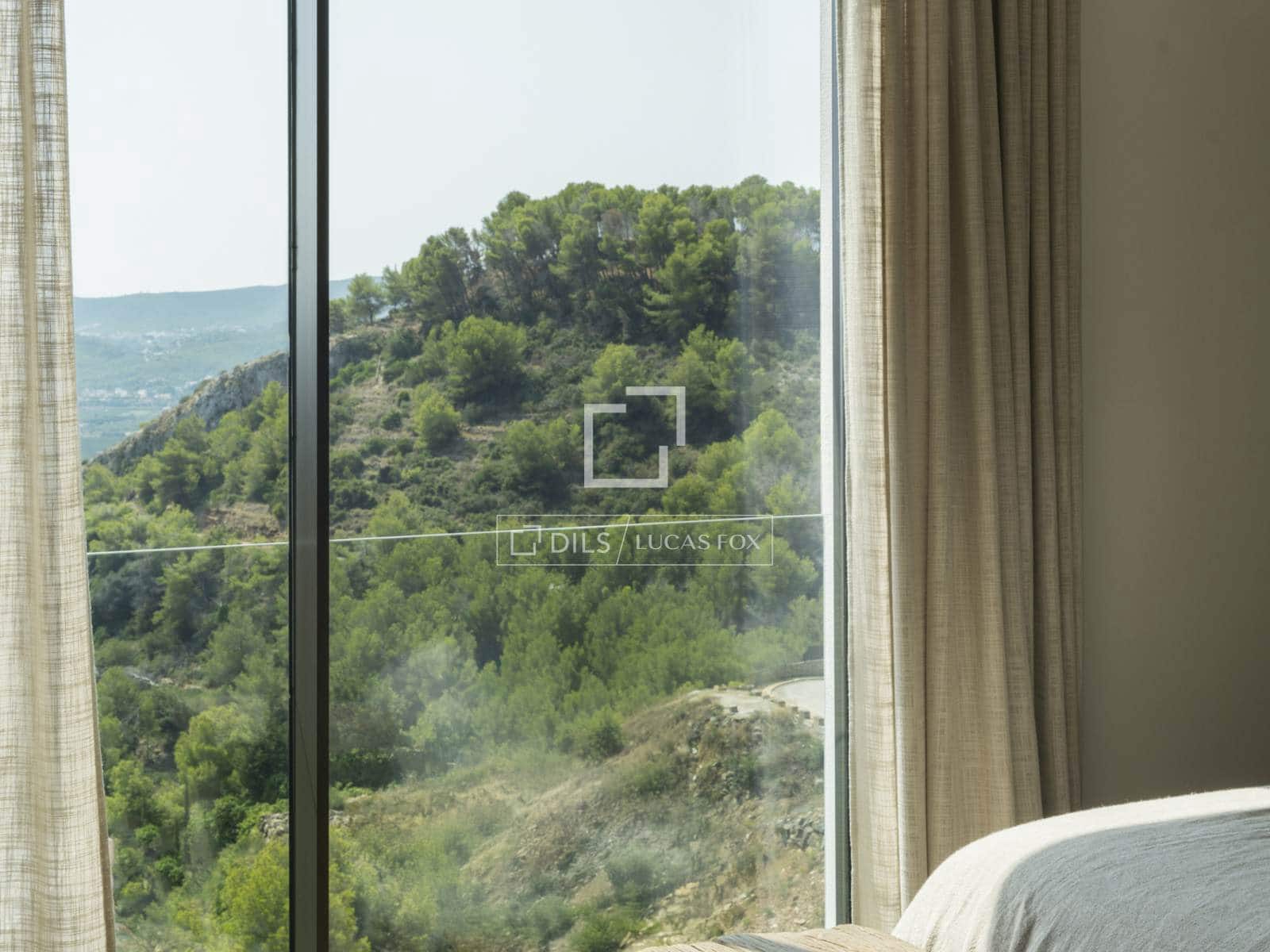 5 bedroom Villa for sale in Javea / Xabia with pool garage - € 3,550,000 (Ref: 9523576)