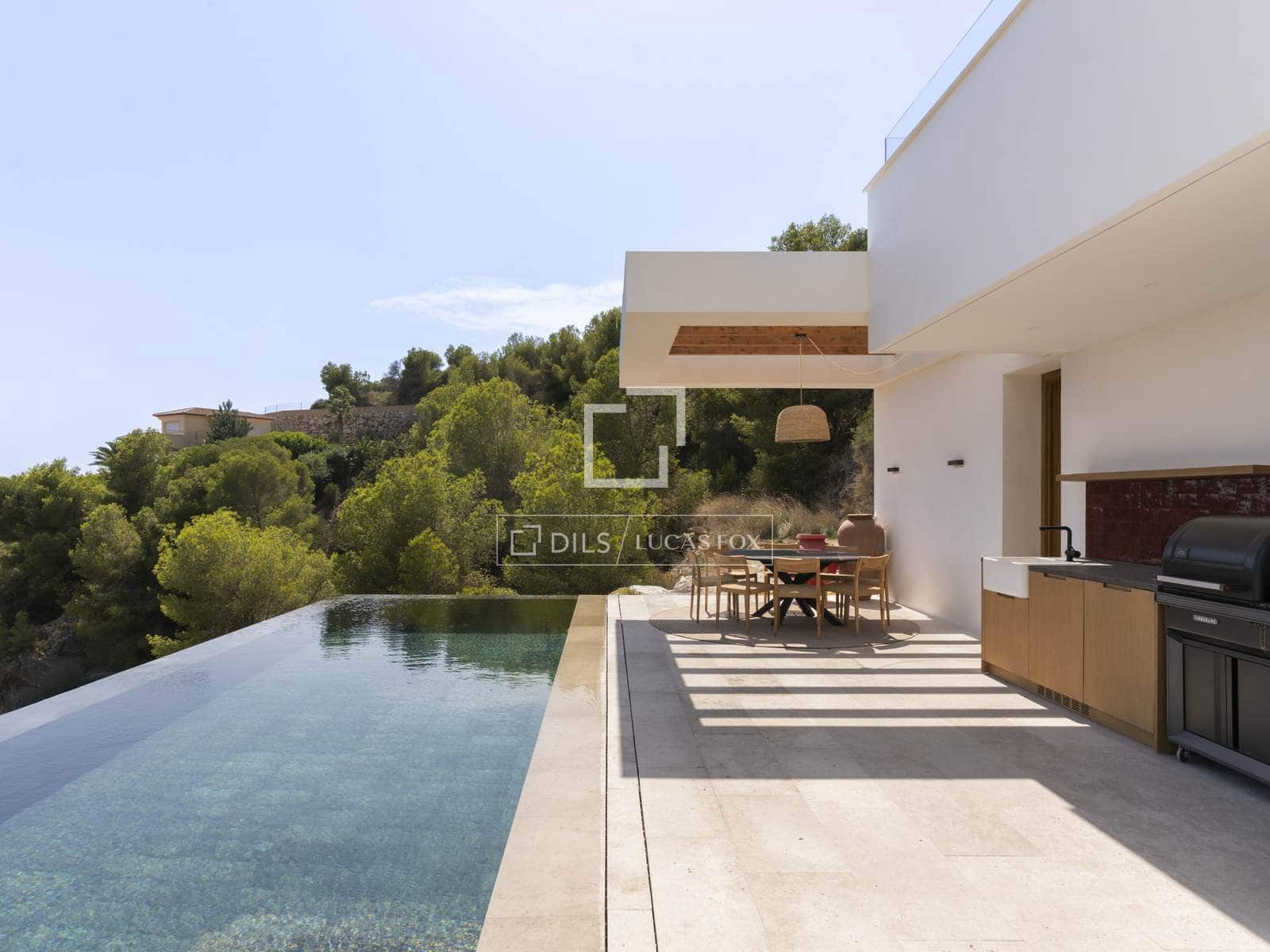 5 bedroom Villa for sale in Javea / Xabia with pool garage - € 3,550,000 (Ref: 9523576)