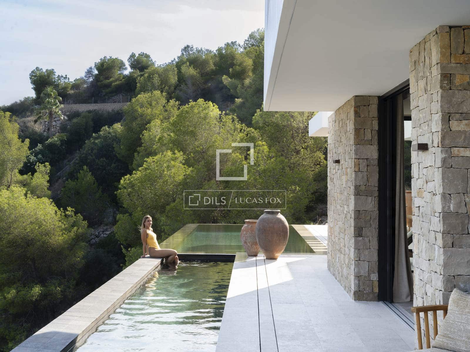 5 bedroom Villa for sale in Javea / Xabia with pool garage - € 3,550,000 (Ref: 9523576)