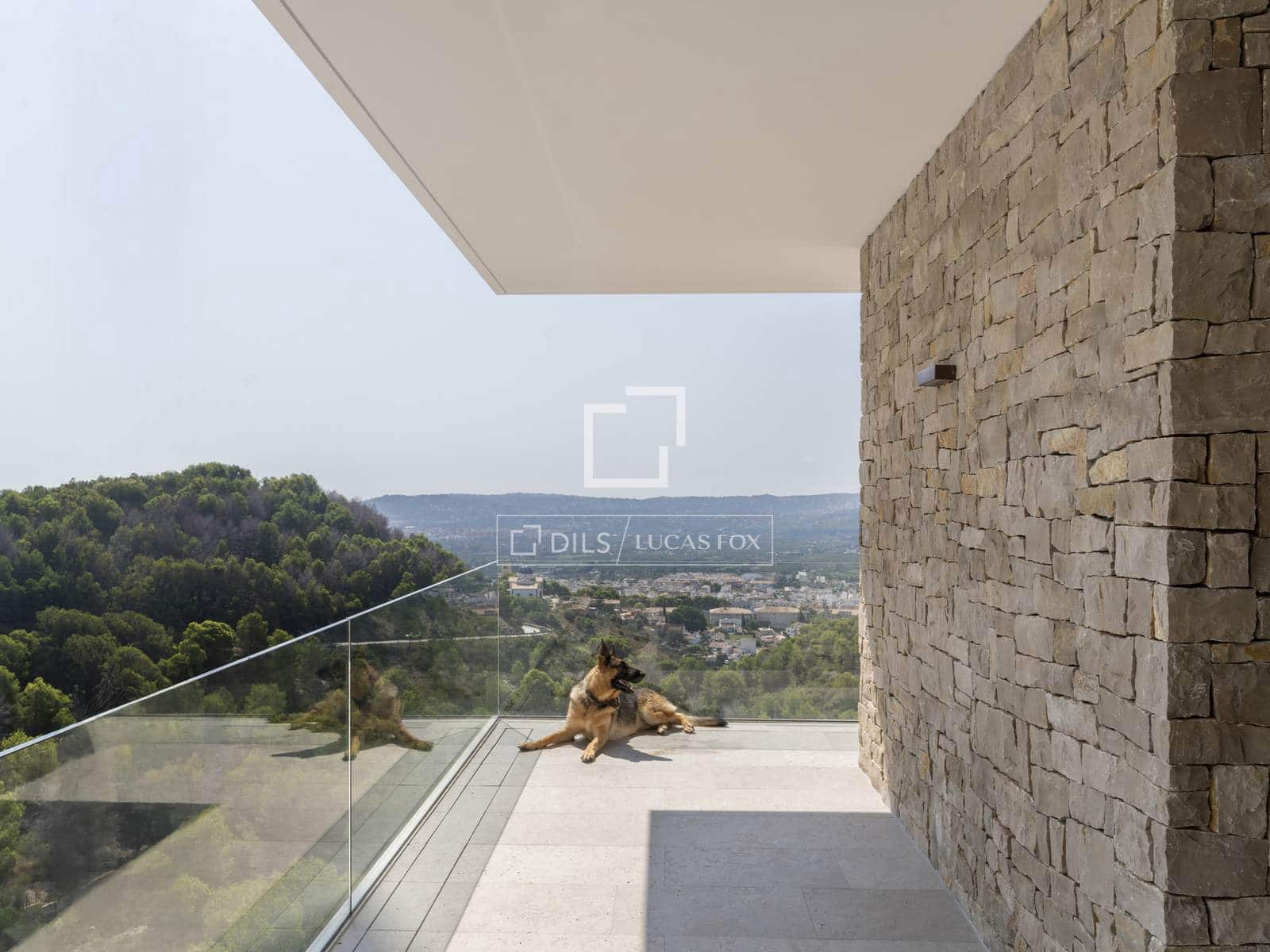 5 bedroom Villa for sale in Javea / Xabia with pool garage - € 3,550,000 (Ref: 9523576)