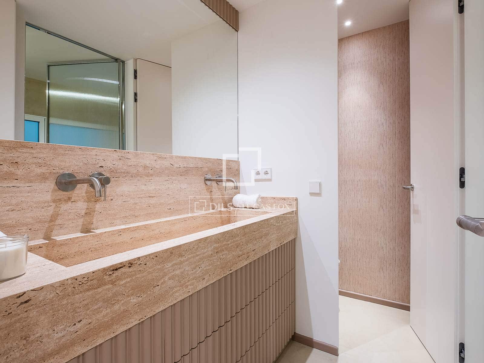 3 bedroom Apartment for rent in Madrid city - € 7,950 (Ref: 9523577)