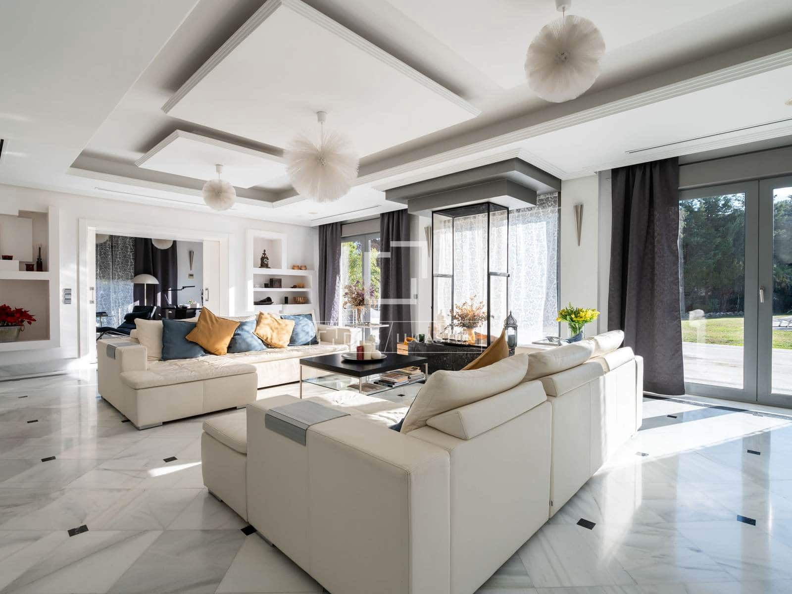 8 bedroom Villa for sale in San Sebastian de los Reyes with pool garage - € 4,975,000 (Ref: 9523578)