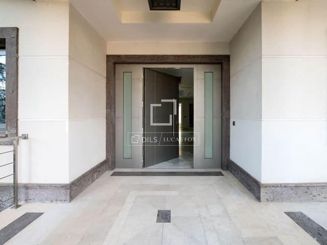 8 bedroom Villa for sale in San Sebastián de los Reyes with pool garage - € 4,975,000 (Ref: 9523578)