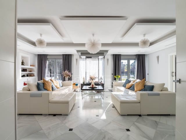 8 bedroom Villa for sale in San Sebastián de los Reyes with pool garage - € 4,975,000 (Ref: 9523578)