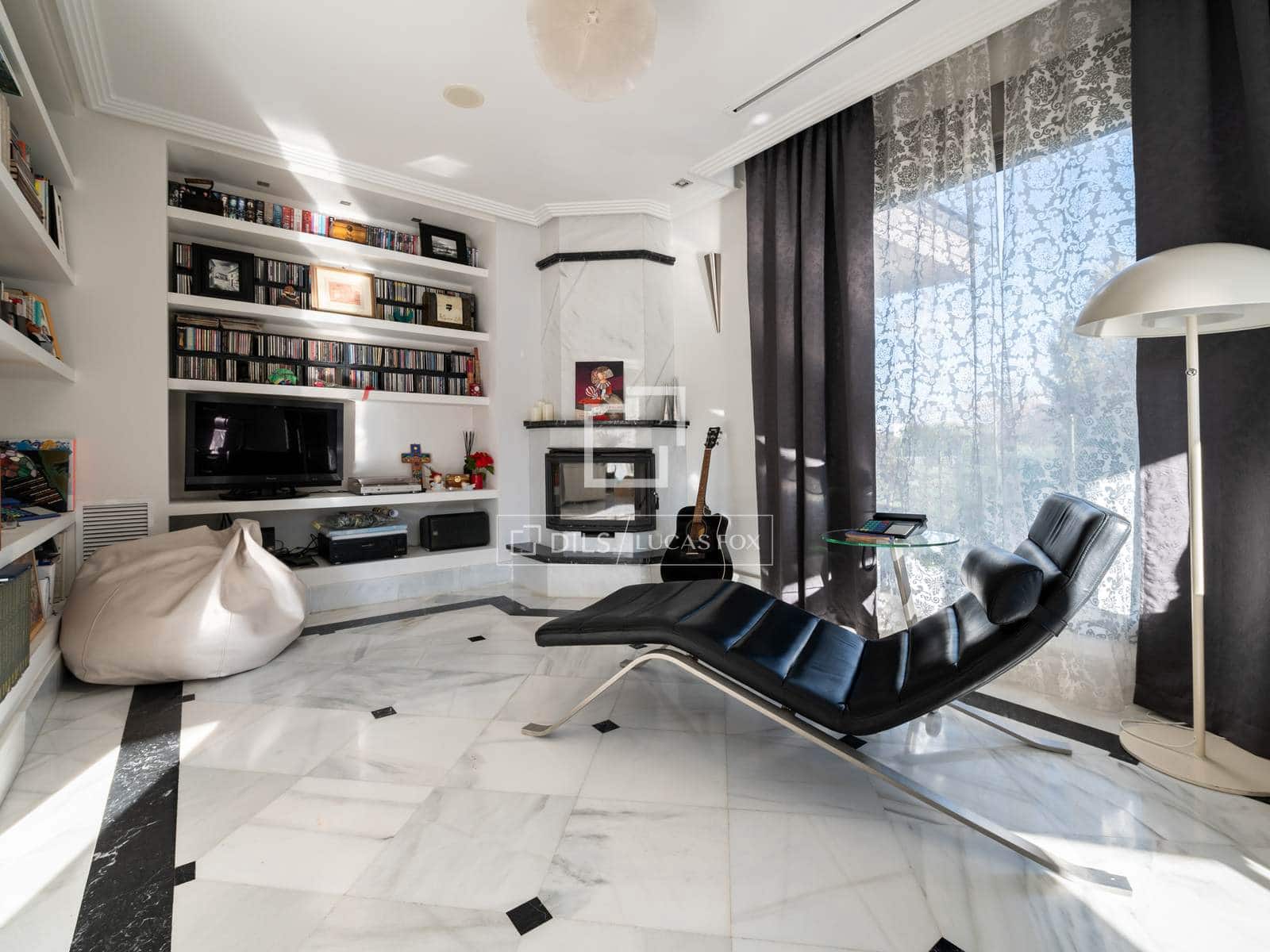 8 bedroom Villa for sale in San Sebastian de los Reyes with pool garage - € 4,975,000 (Ref: 9523578)