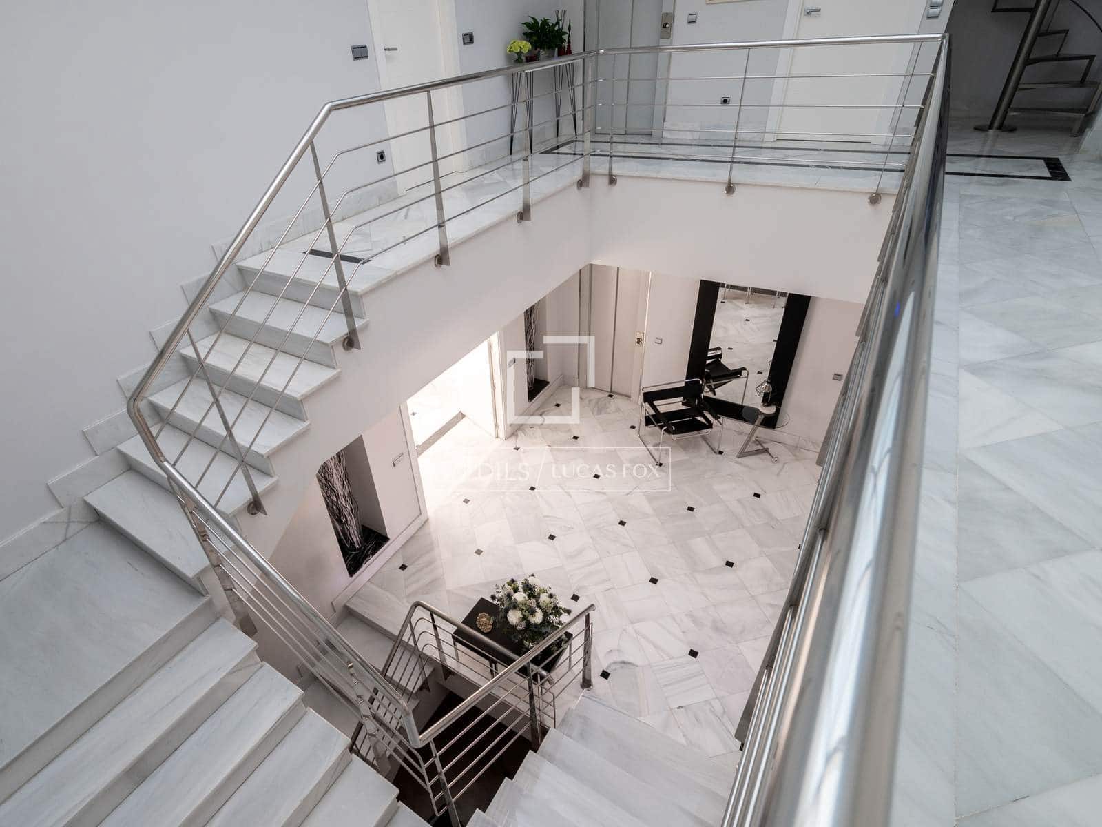 8 bedroom Villa for sale in San Sebastian de los Reyes with pool garage - € 4,975,000 (Ref: 9523578)