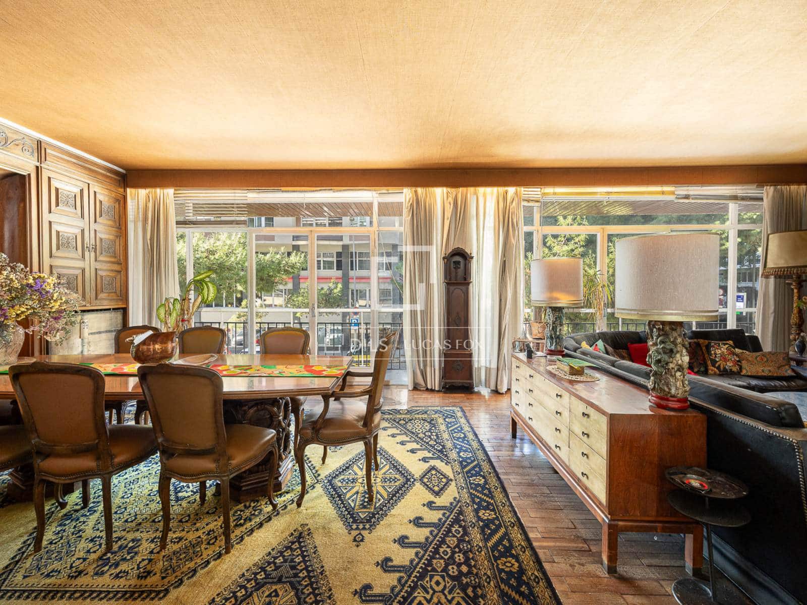 4 slaapkamer Appartement te koop in Barcelona stad met garage - € 1.195.000 (Ref: 9523580)