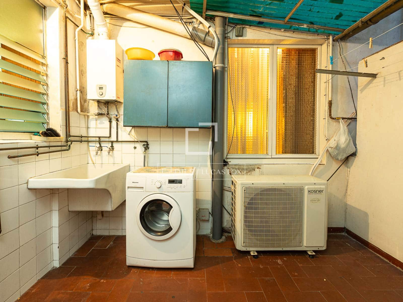 4 slaapkamer Appartement te koop in Barcelona stad met garage - € 1.195.000 (Ref: 9523580)