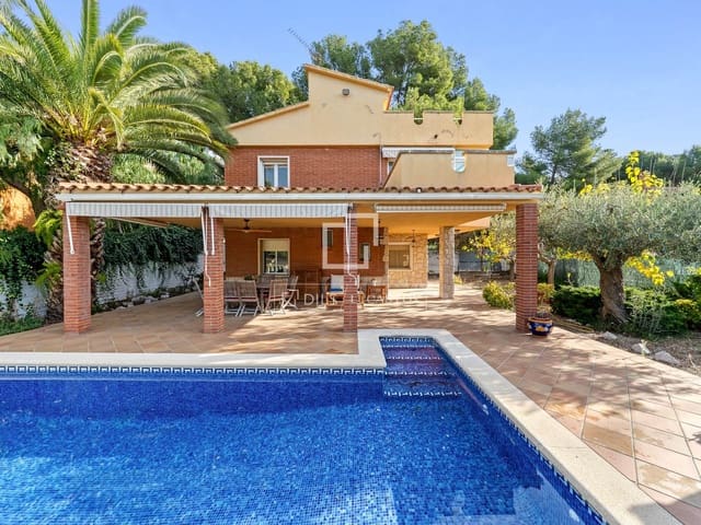 5 camera da letto Villa in vendita in Tarragona città con piscina garage - 495.000 € (Rif: 9523701)