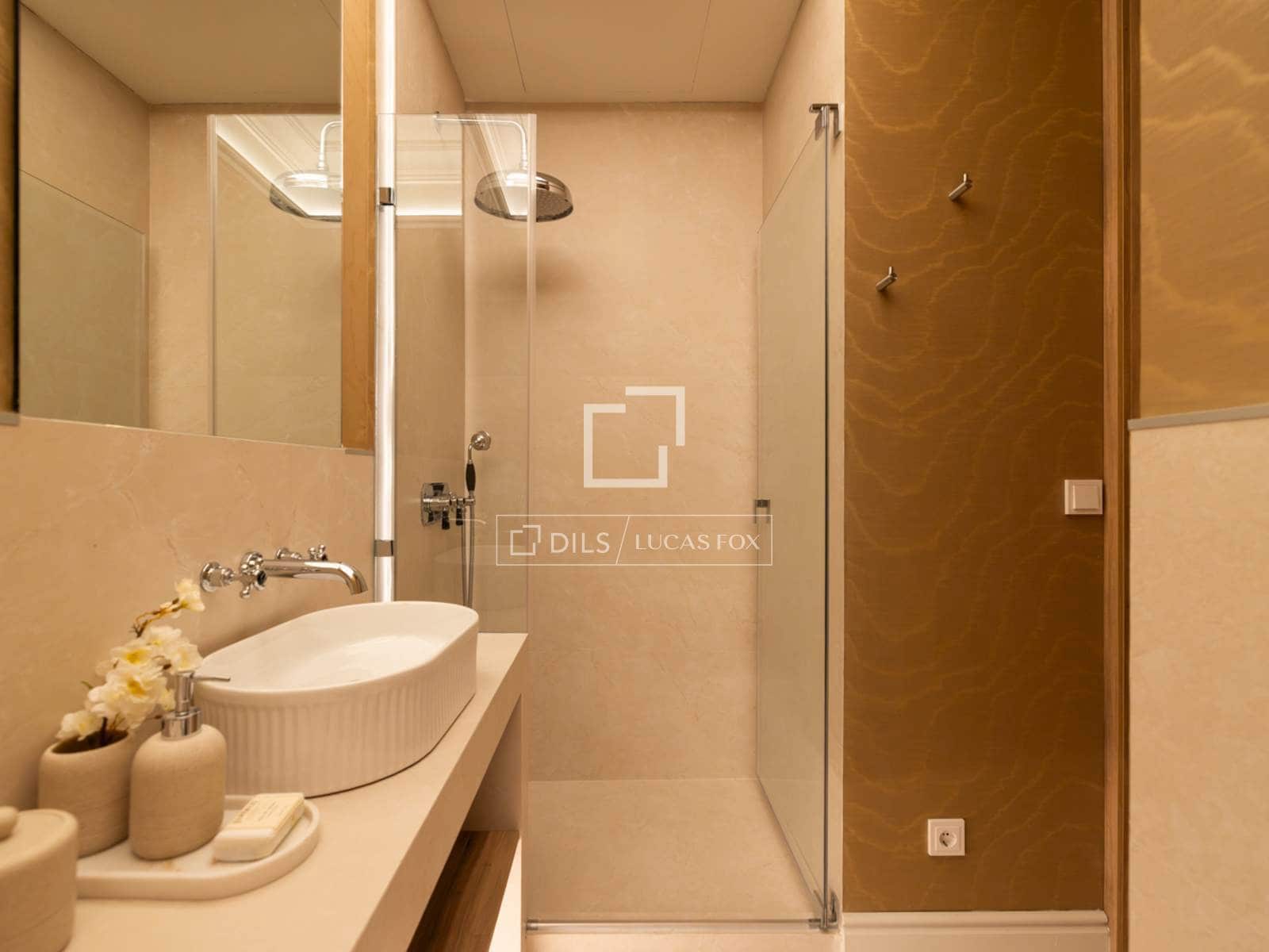 5 slaapkamer Appartement te huur in Madrid stad - € 18.000 (Ref: 9524579)