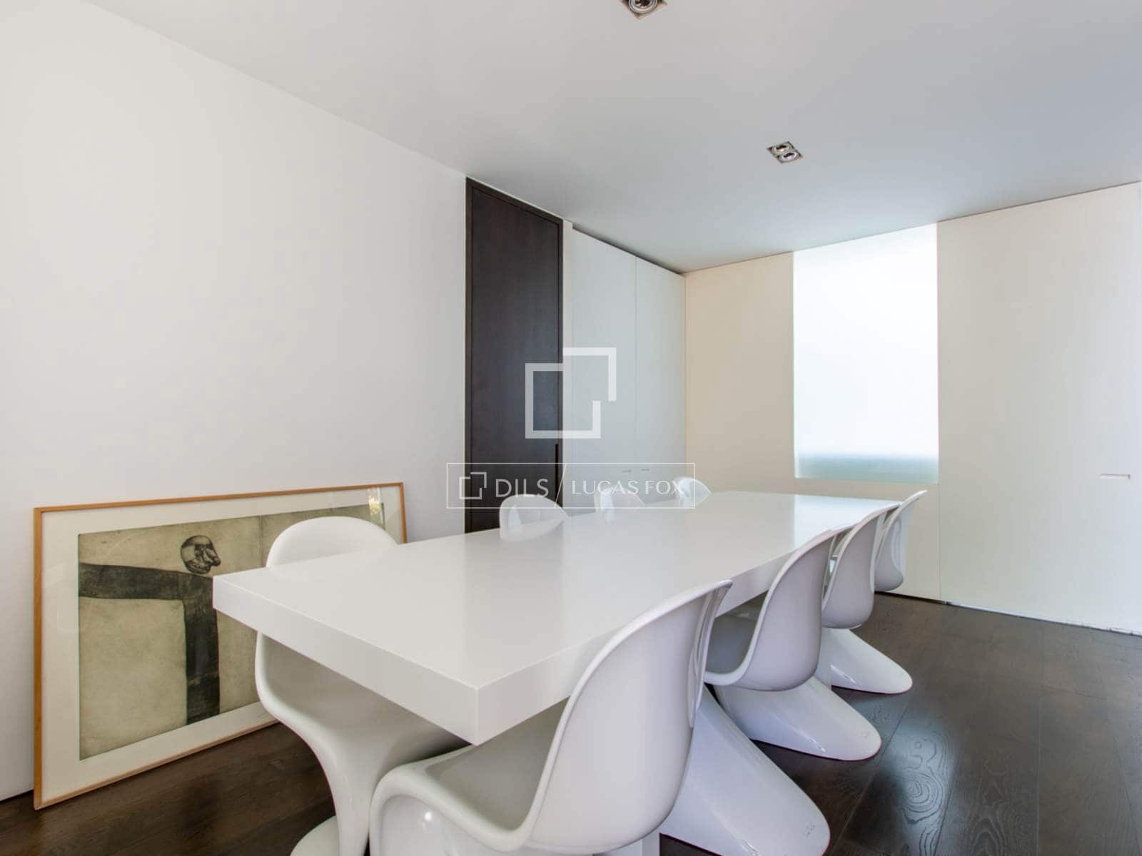 4 bedroom Villa for sale in Pozuelo de Alarcon with pool garage - € 2,450,000 (Ref: 9524778)