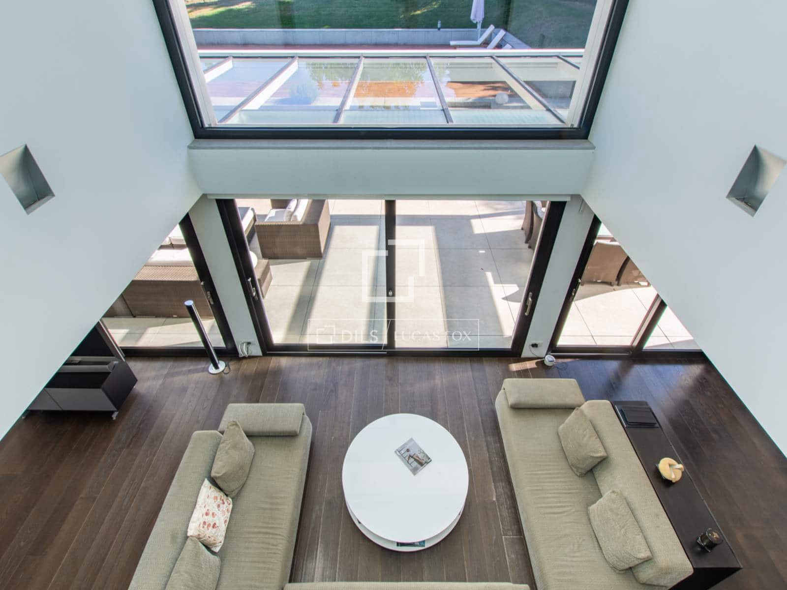 4 bedroom Villa for sale in Pozuelo de Alarcon with pool garage - € 2,450,000 (Ref: 9524778)