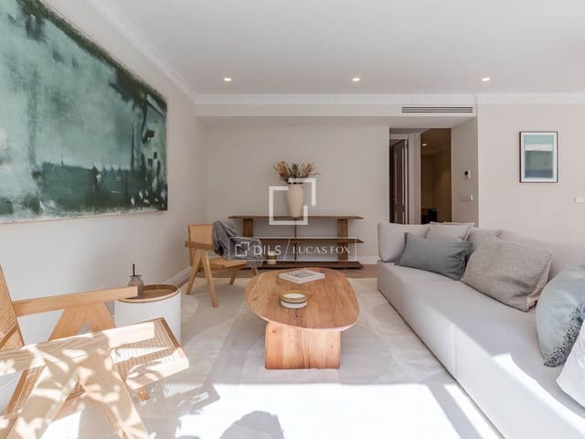 3 sovrum Lägenhet till salu i Rios Rosas, Madrid stad med garage - 1 675 000 € (Ref: 9524779)