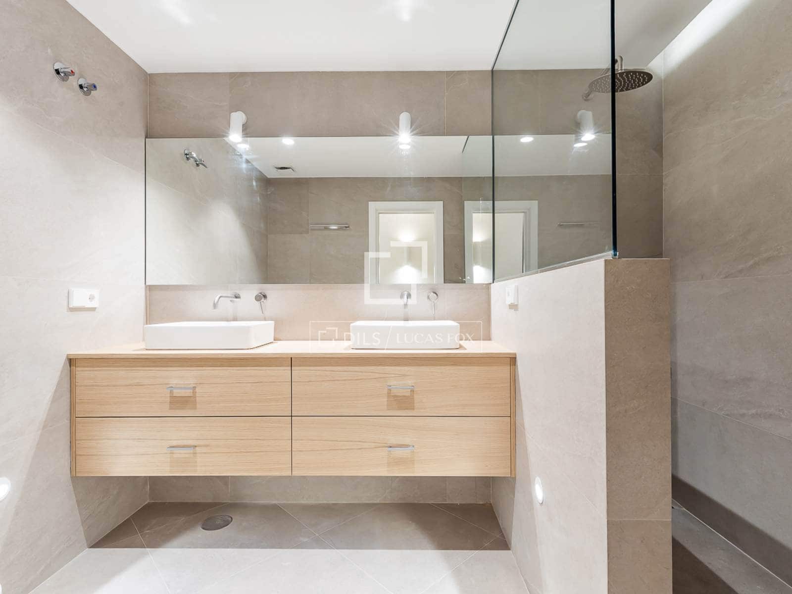 3 sovrum Lägenhet till salu i Madrid stad med garage - 1 675 000 € (Ref: 9524779)