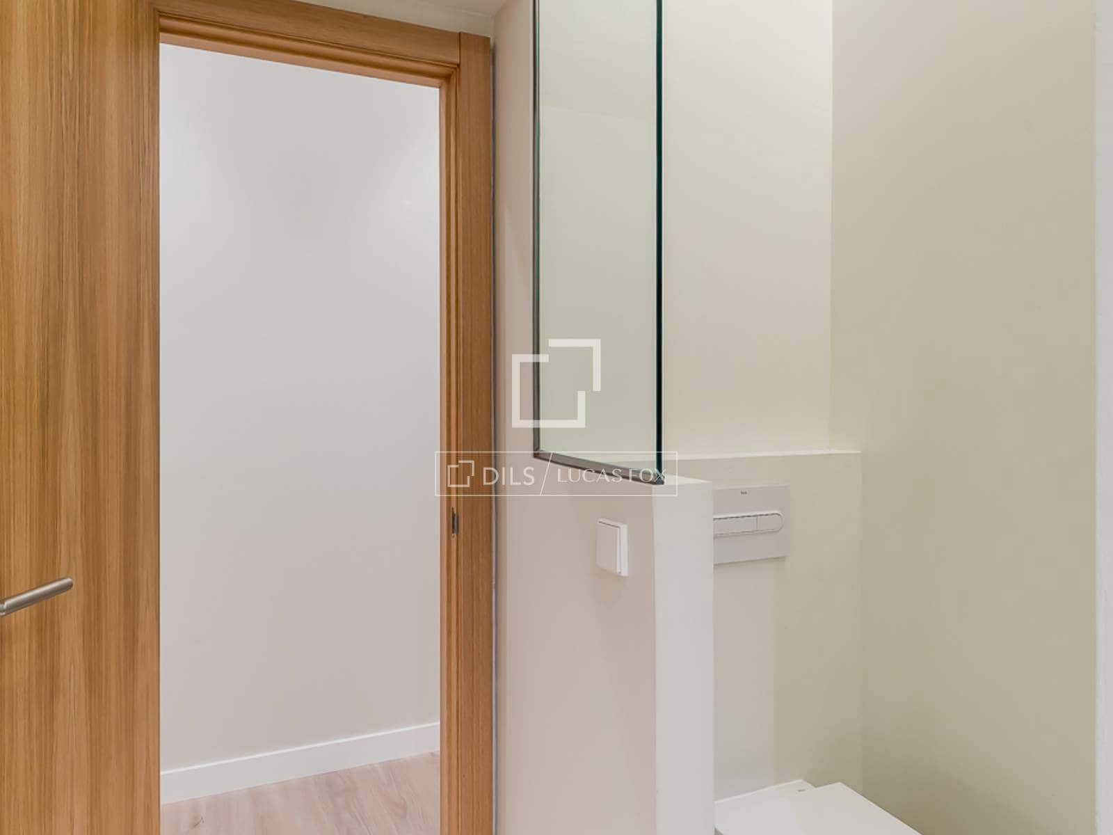 2 bedroom Apartment for sale in Madrid city - € 920,000 (Ref: 9524780)