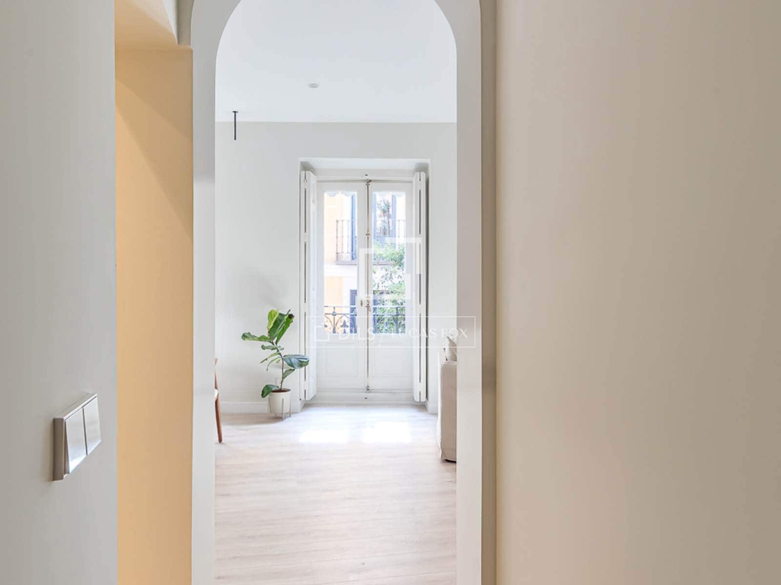 2 bedroom Apartment for sale in Madrid city - € 920,000 (Ref: 9524780)