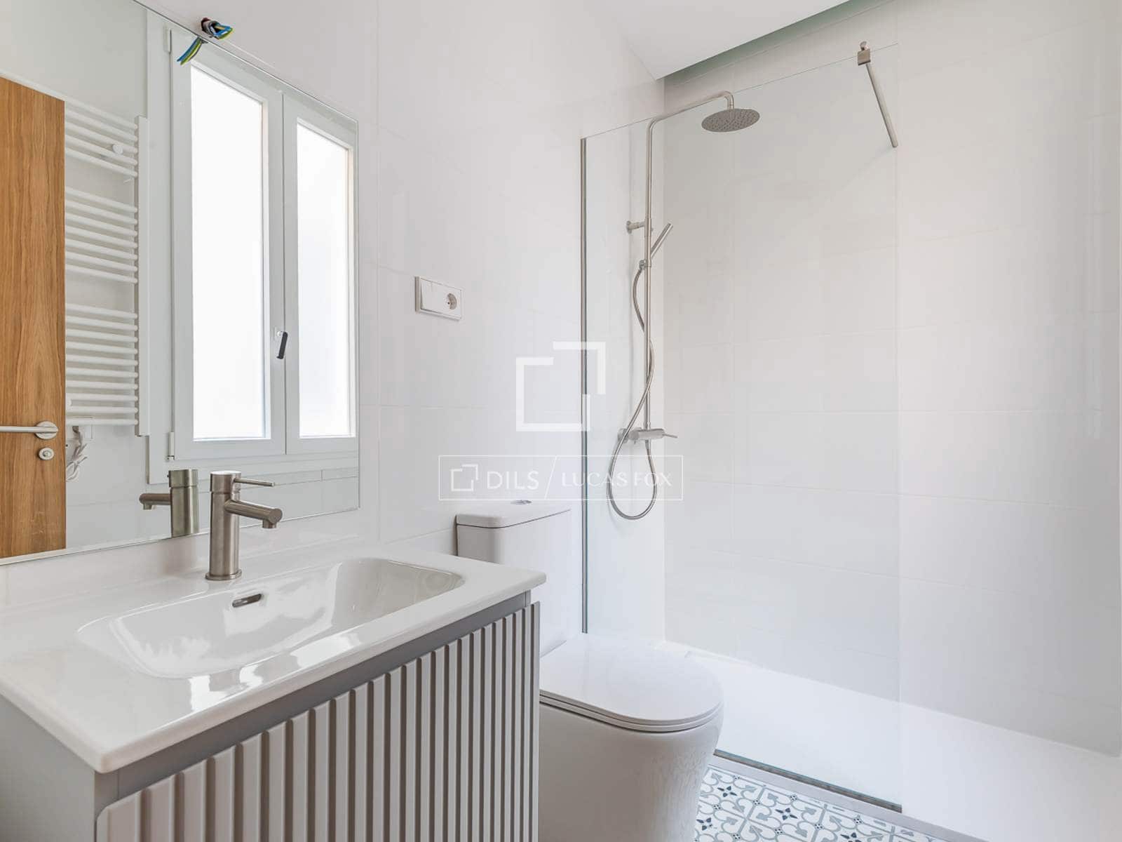 2 bedroom Apartment for sale in Madrid city - € 920,000 (Ref: 9524780)