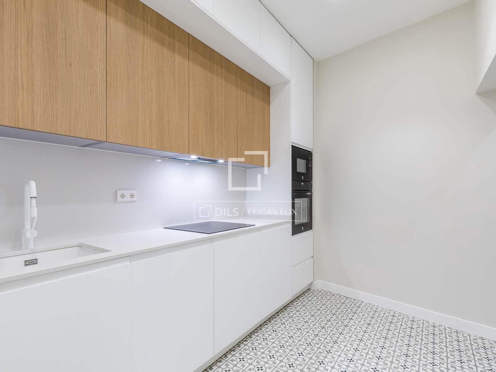 2 bedroom Apartment for sale in Madrid city - € 920,000 (Ref: 9524780)