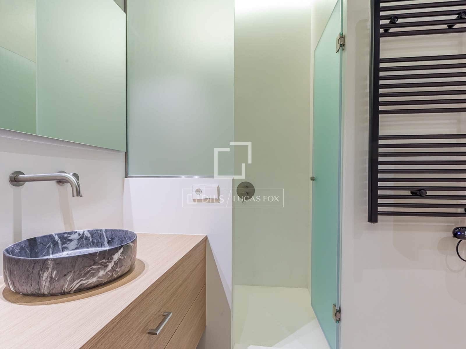 2 bedroom Apartment for sale in Madrid city - € 920,000 (Ref: 9524780)