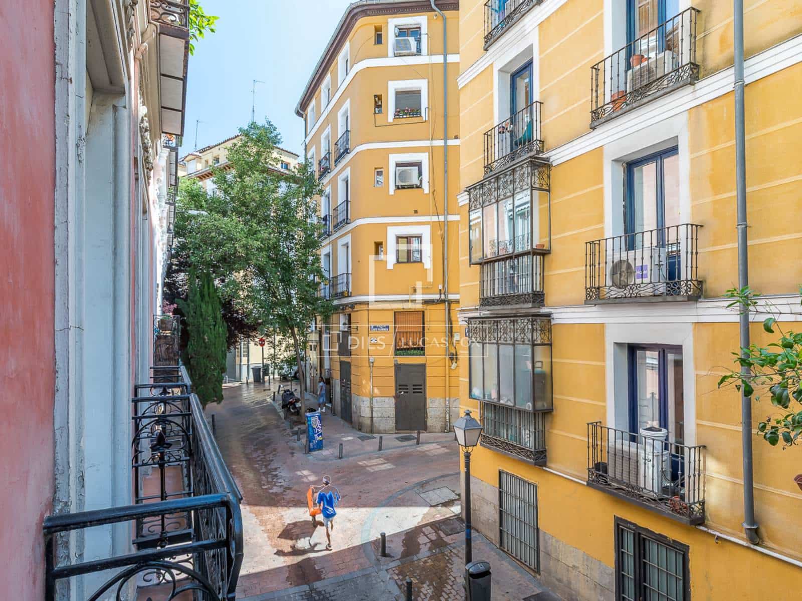 2 bedroom Apartment for sale in Madrid city - € 920,000 (Ref: 9524780)