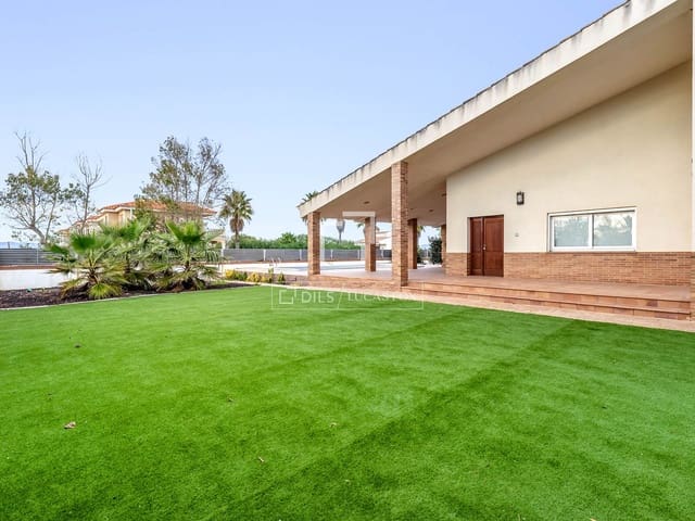 5 slaapkamer Villa te koop in Deltebre met zwembad garage - € 695.000 (Ref: 9525070)