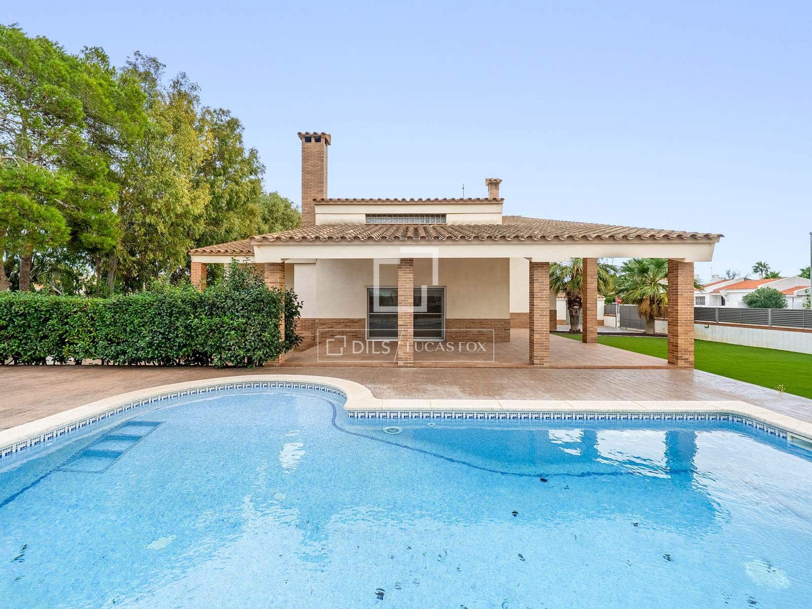 5 slaapkamer Villa te koop in Deltebre met zwembad garage - € 695.000 (Ref: 9525070)