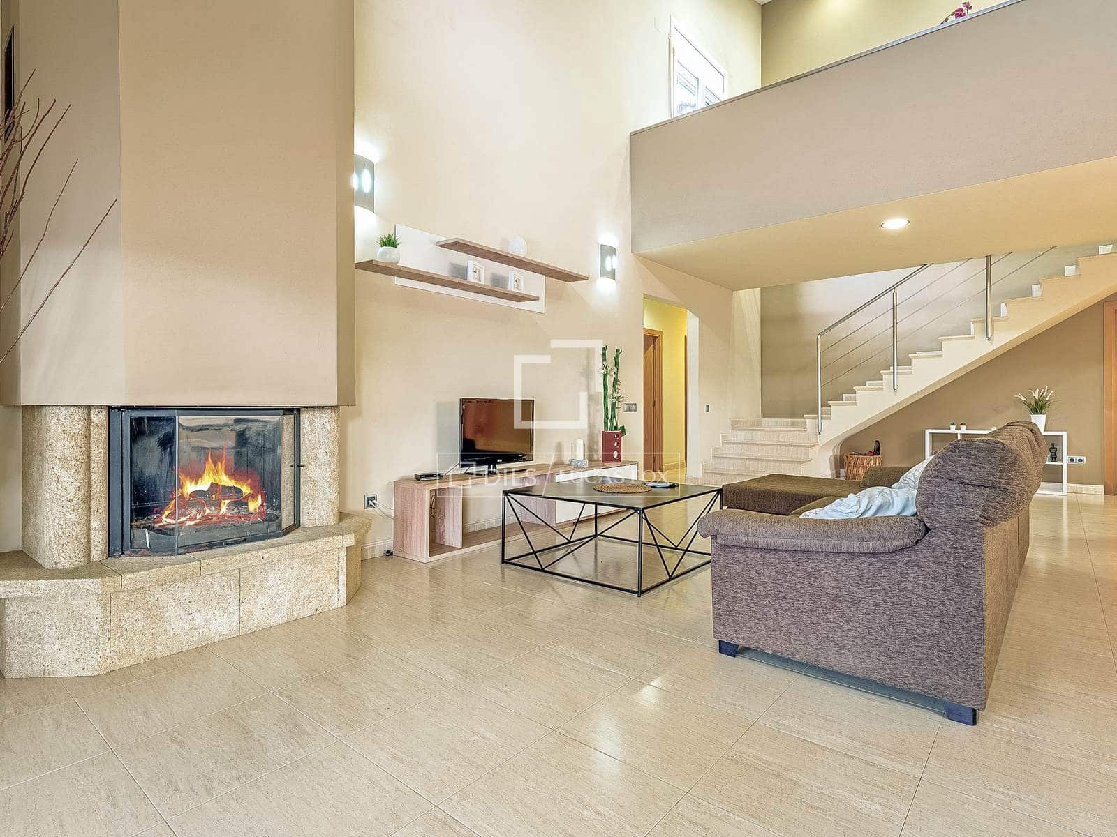 5 slaapkamer Villa te koop in Deltebre met zwembad garage - € 695.000 (Ref: 9525070)