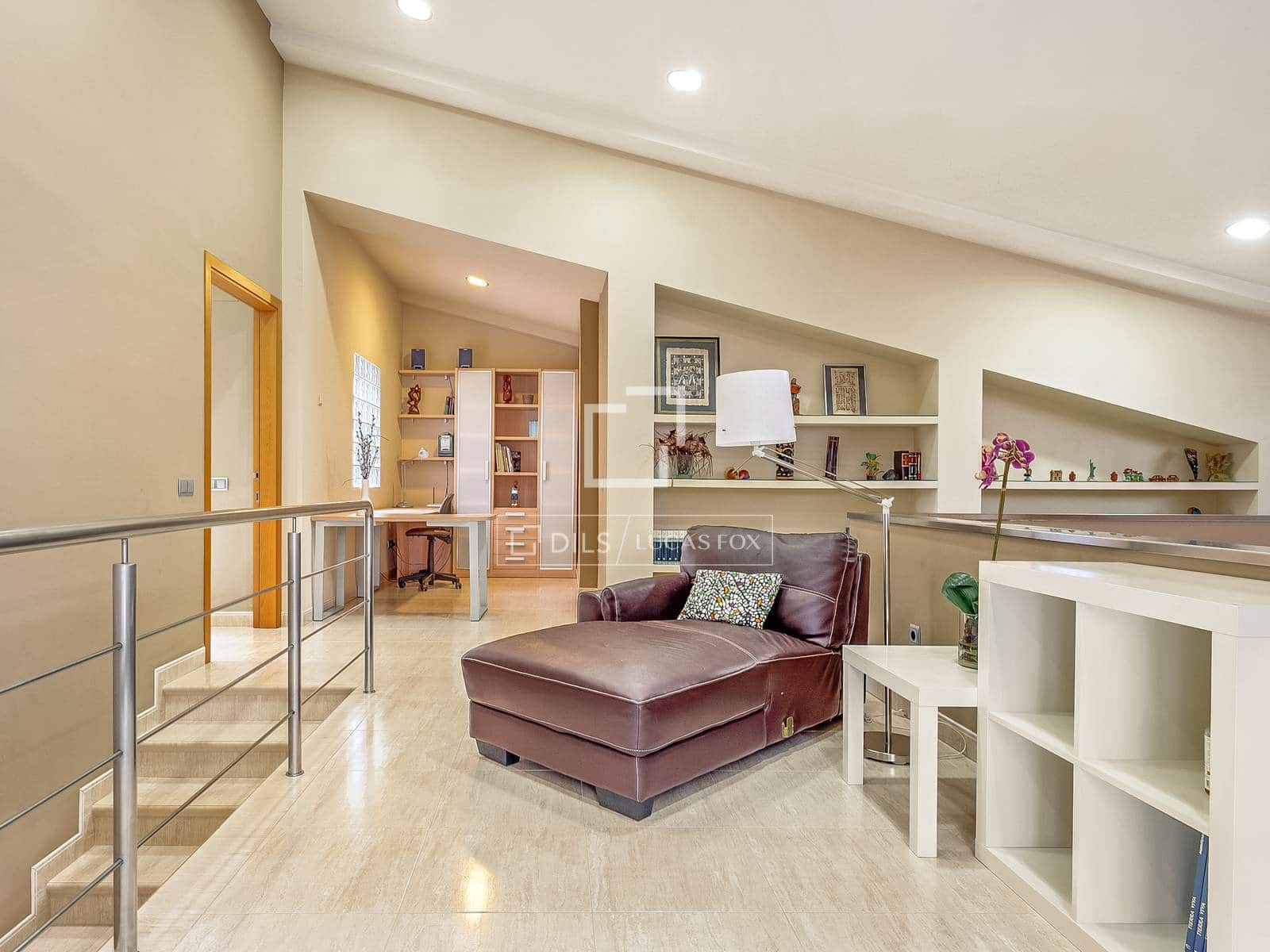 5 slaapkamer Villa te koop in Deltebre met zwembad garage - € 695.000 (Ref: 9525070)