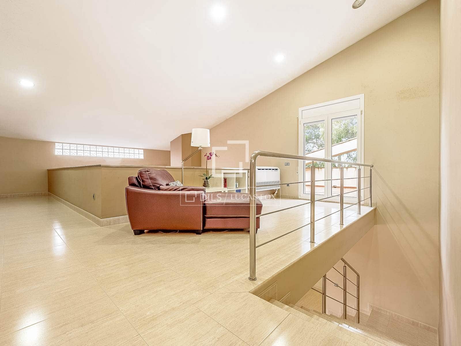 5 slaapkamer Villa te koop in Deltebre met zwembad garage - € 695.000 (Ref: 9525070)