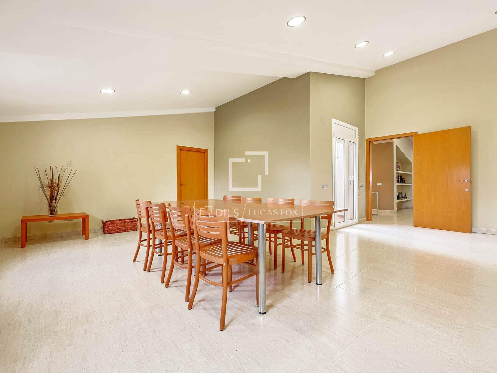 5 slaapkamer Villa te koop in Deltebre met zwembad garage - € 695.000 (Ref: 9525070)