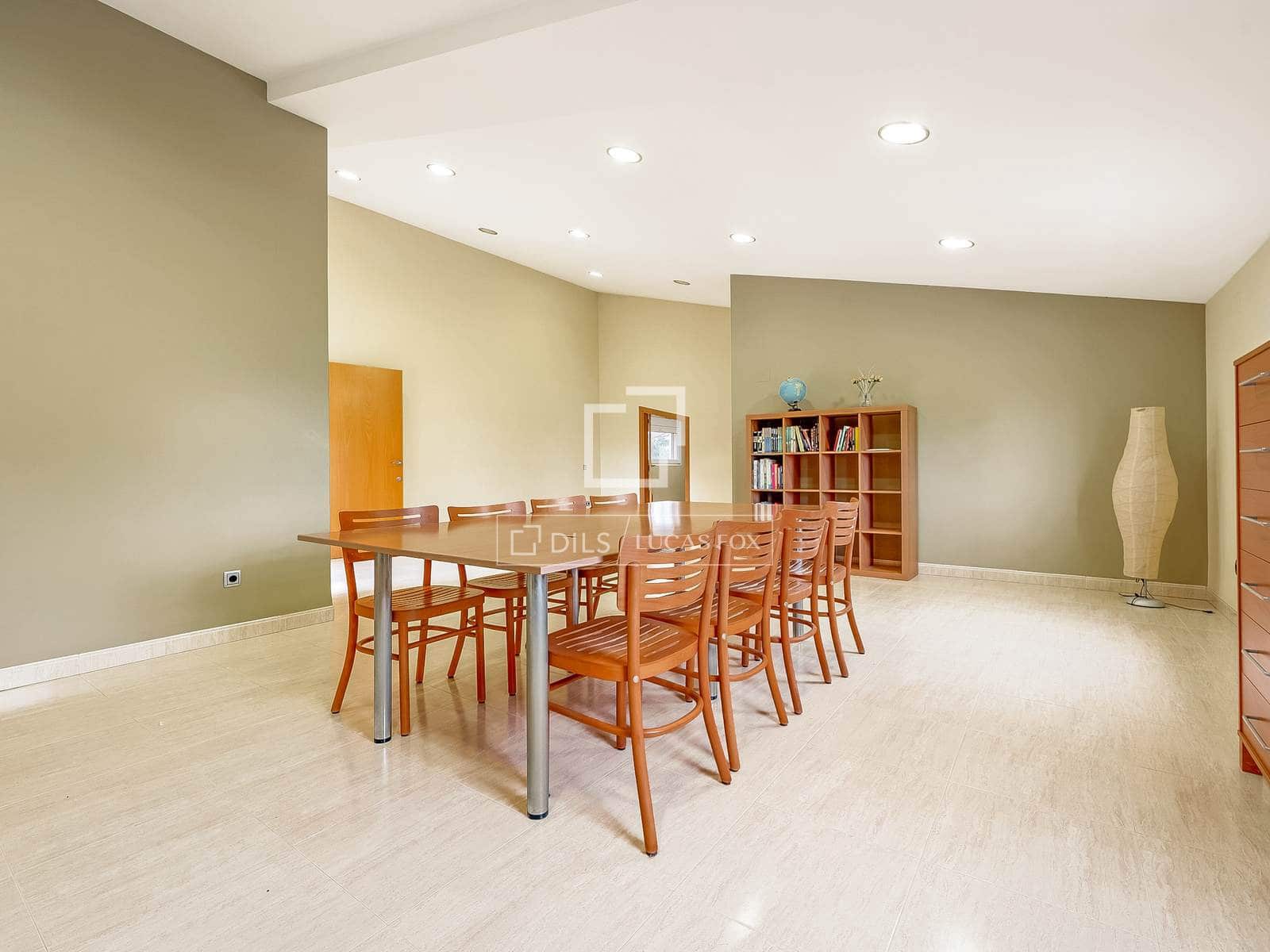 5 slaapkamer Villa te koop in Deltebre met zwembad garage - € 695.000 (Ref: 9525070)