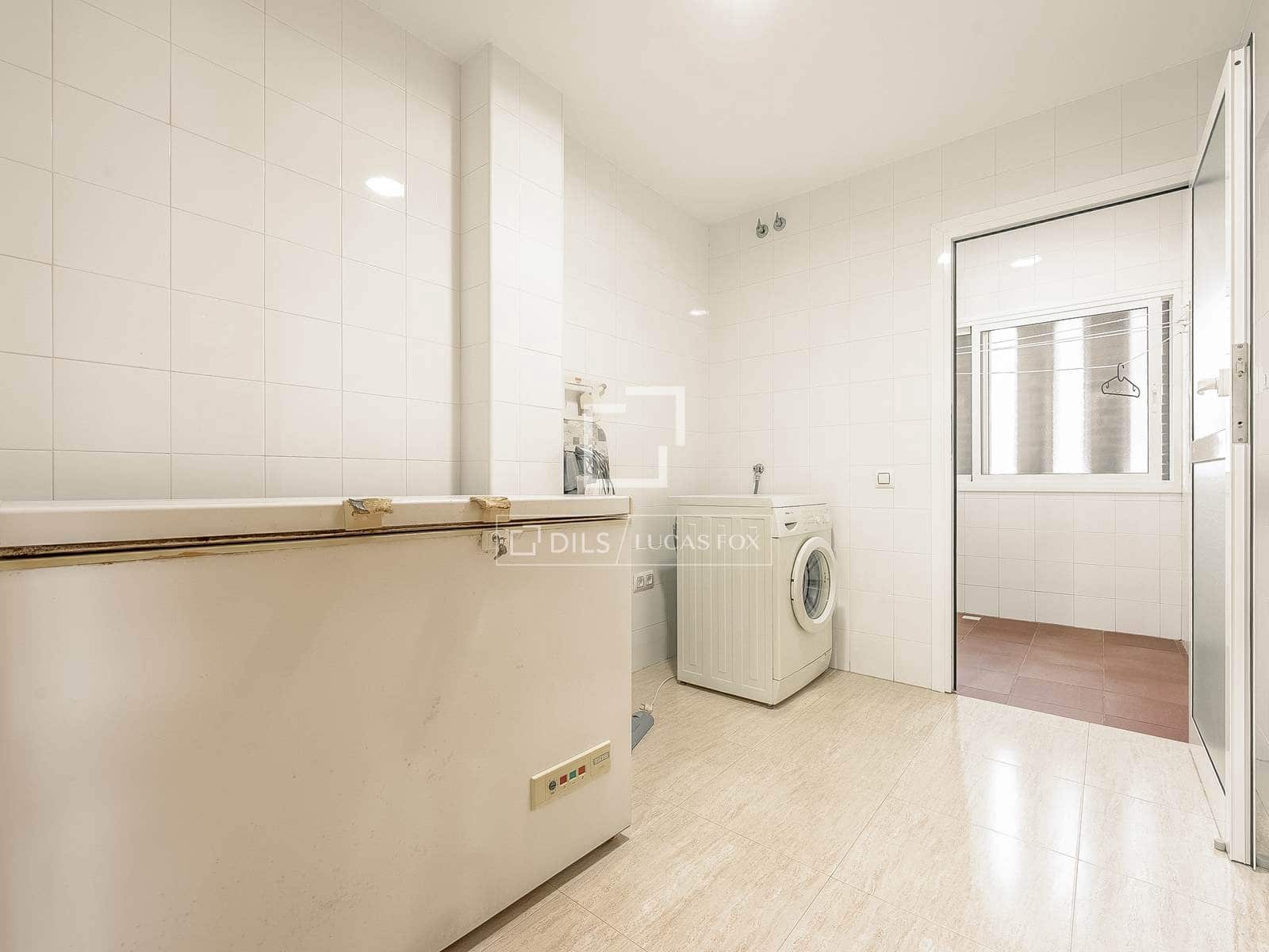5 slaapkamer Villa te koop in Deltebre met zwembad garage - € 695.000 (Ref: 9525070)