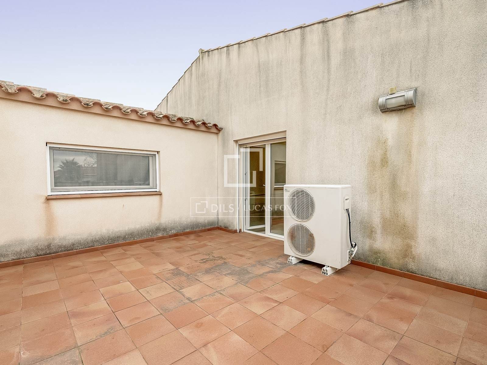 5 slaapkamer Villa te koop in Deltebre met zwembad garage - € 695.000 (Ref: 9525070)