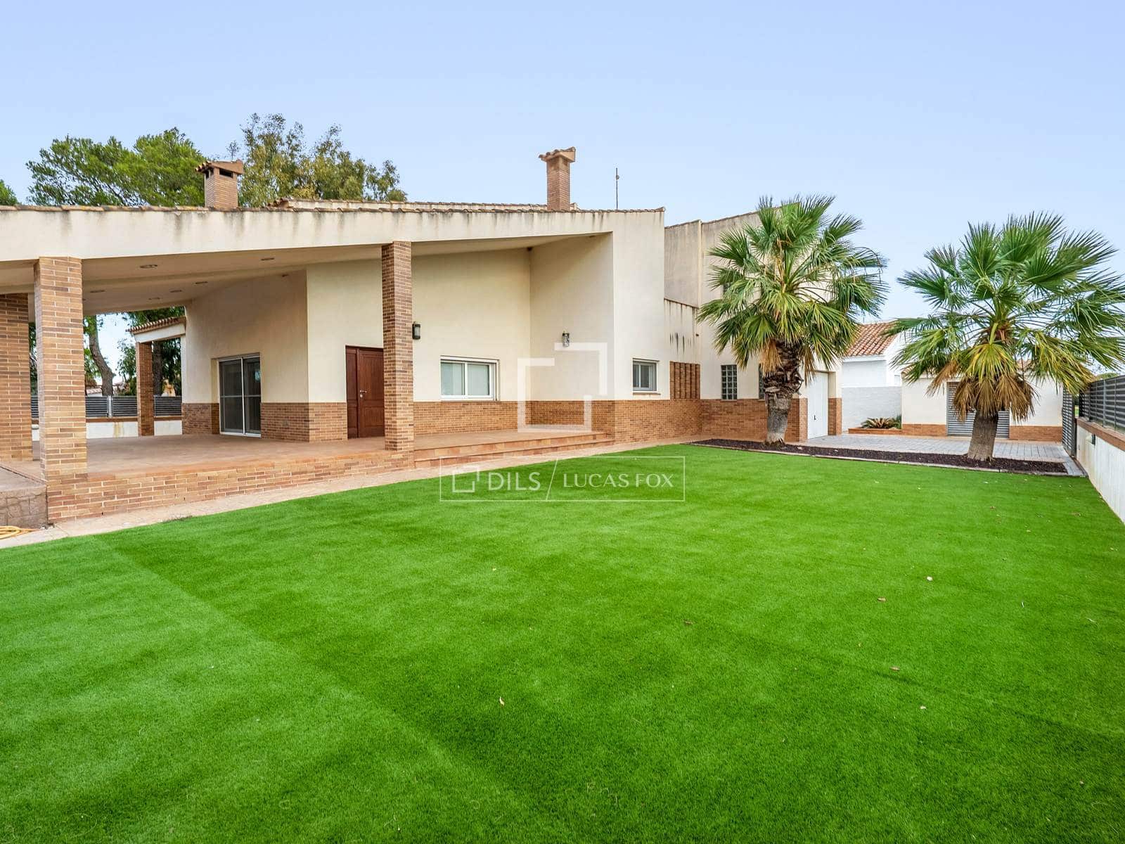 5 slaapkamer Villa te koop in Deltebre met zwembad garage - € 695.000 (Ref: 9525070)