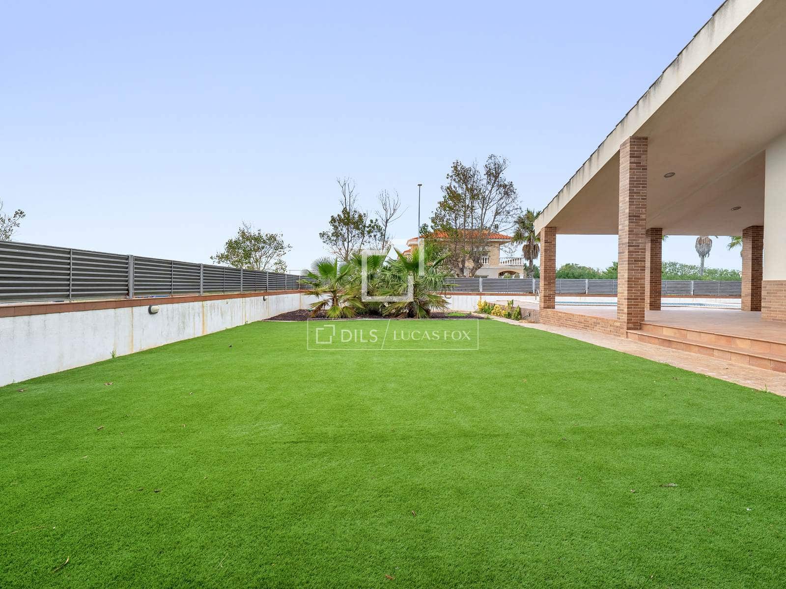 5 slaapkamer Villa te koop in Deltebre met zwembad garage - € 695.000 (Ref: 9525070)