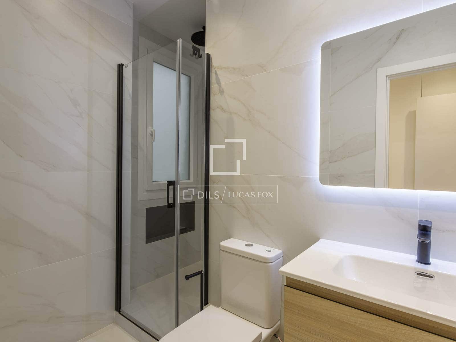 Apartamento de 3 habitaciones en Madrid ciudad en alquiler - 3.500 € (Ref: 9525071)