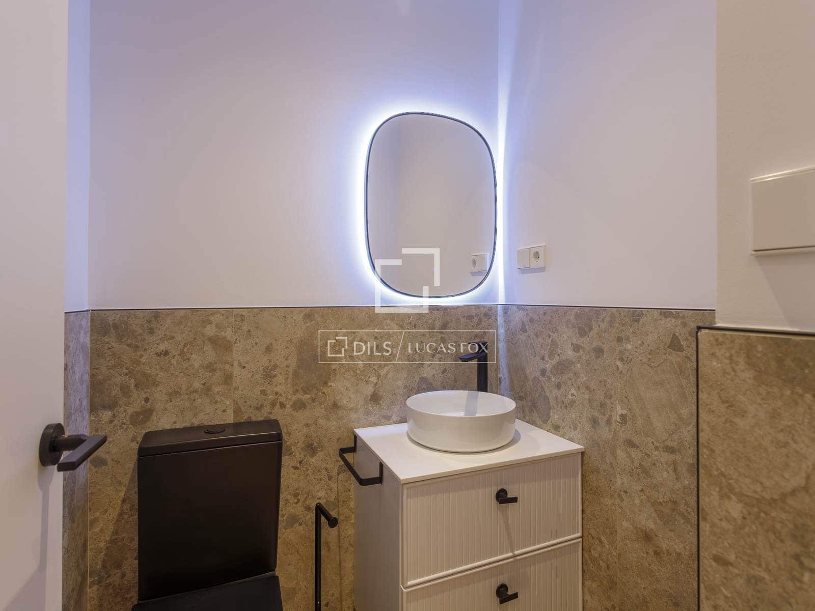 Apartamento de 3 habitaciones en Madrid ciudad en alquiler - 3.300 € (Ref: 9525071)