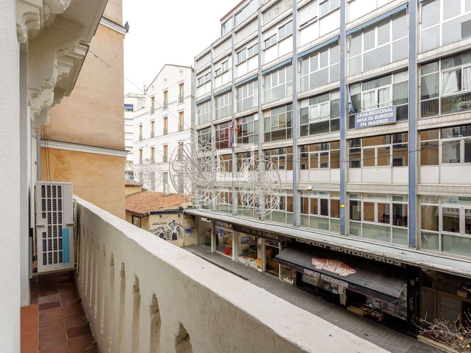 Apartamento de 3 habitaciones en Madrid ciudad en alquiler - 3.300 € (Ref: 9525071)