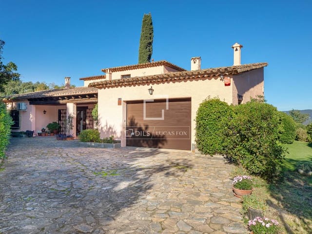 Chalet de 5 habitaciones en Santa Cristina d'Aro en venta con piscina garaje - 1.070.000 € (Ref: 9528041)