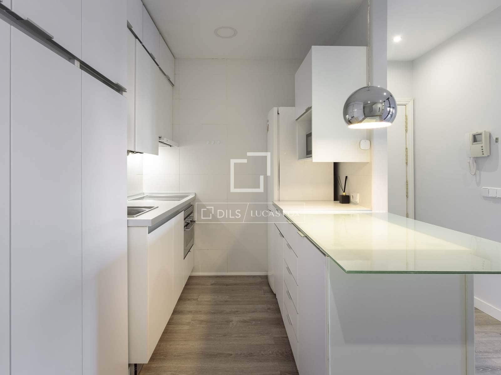 2 sypialnia Apartament do wynajęcia w Miasto Madryt - 3 000 € (Ref: 9528491)