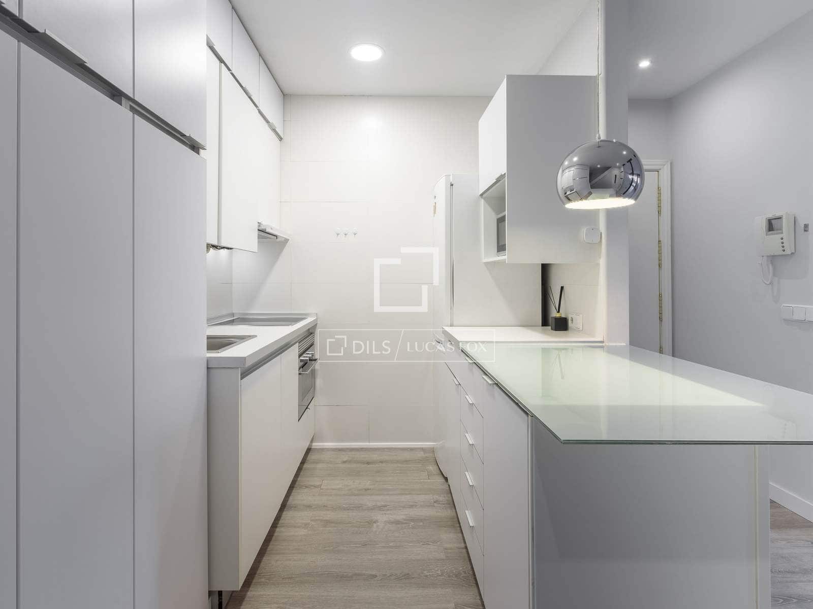 2 sypialnia Apartament do wynajęcia w Miasto Madryt - 3 000 € (Ref: 9528491)