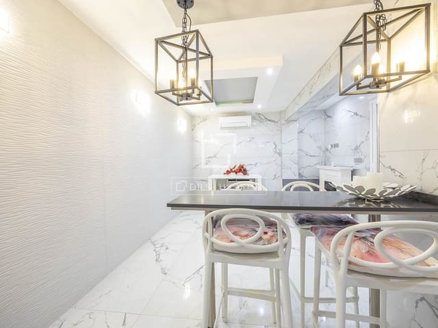 2 slaapkamer Appartement te koop in Valencia stad - € 549.000 (Ref: 9528492)